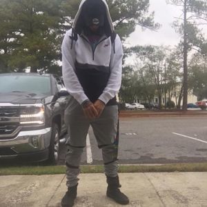 Meet your Posher, Ty